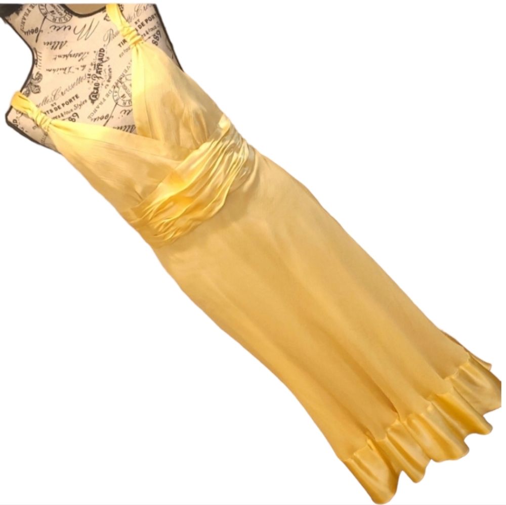 Calvin Klein Size 12 Gorgeous Yellow Silk Dress